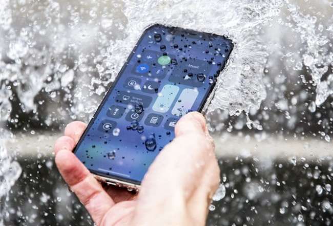 Những lợi ích của việc sử dụng iPhone chống nước